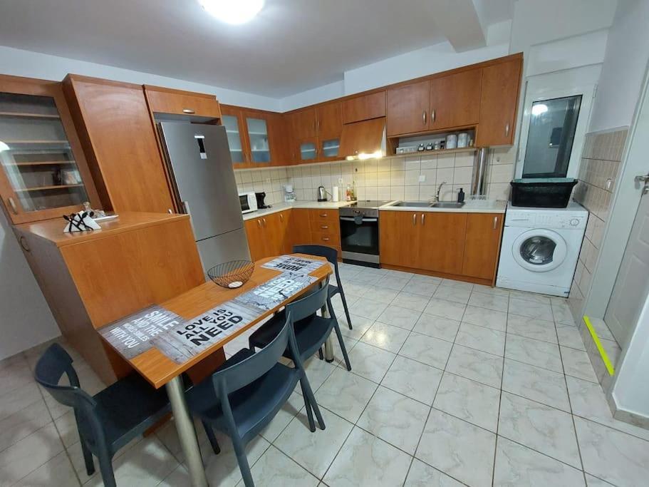 Iakovos Apartments Chorafakia Exterior foto